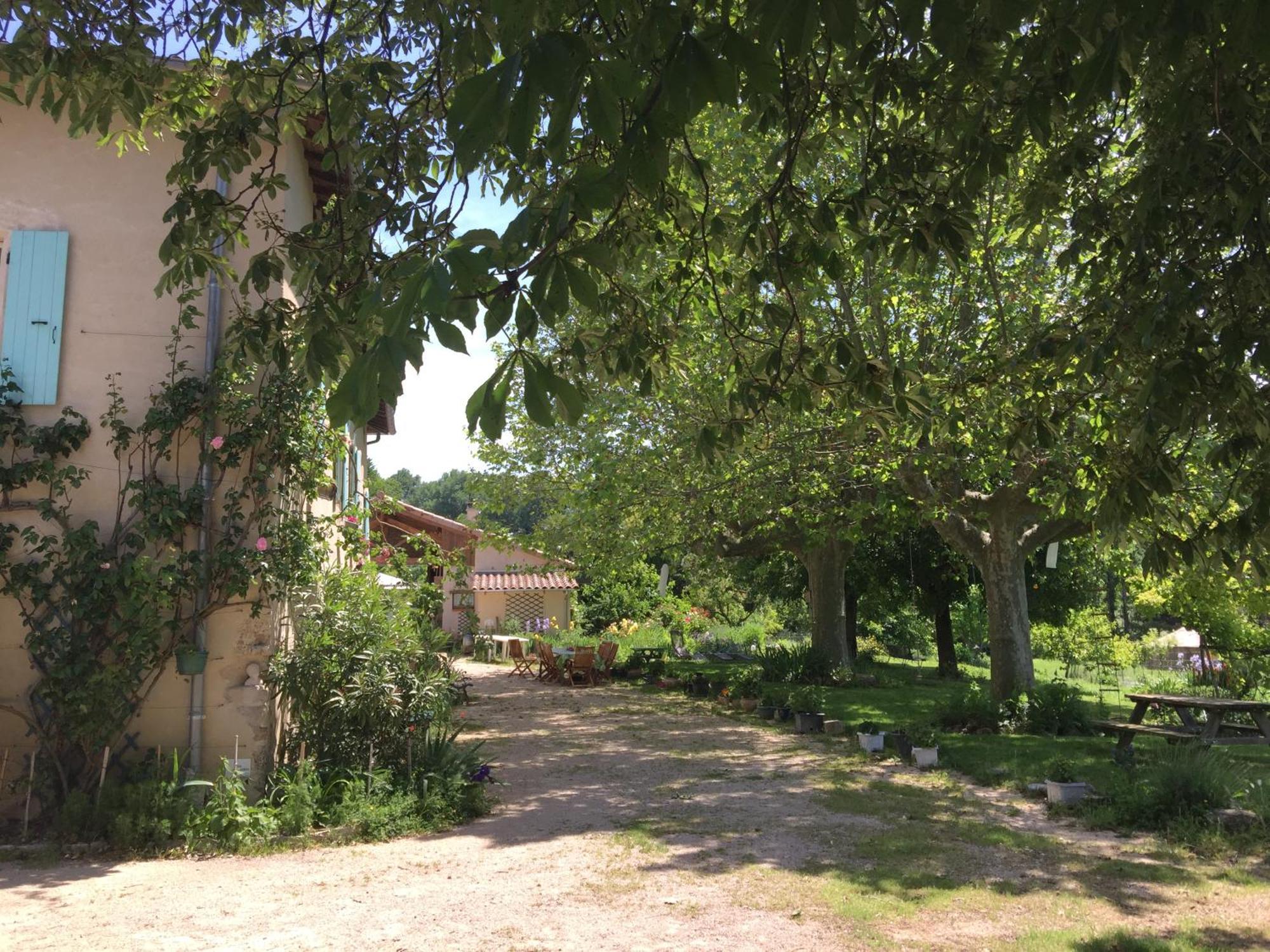 Chabeuil La Source, Vegetarian Guest House מראה חיצוני תמונה